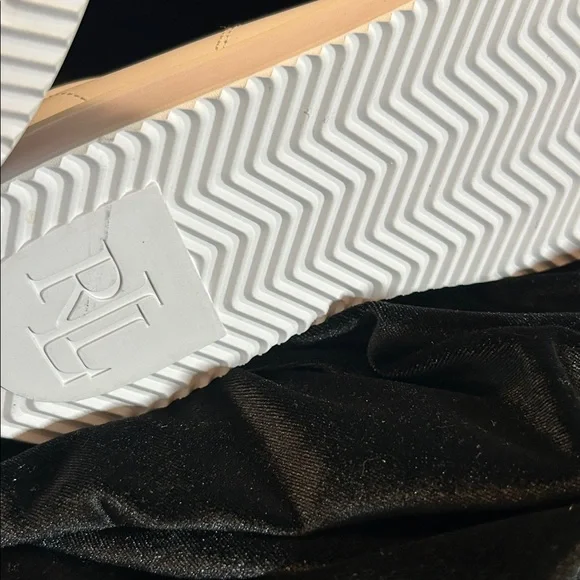 NWOB RALPH LAUREN TENNIS SHOES 7.5 - Picture 9 of 11